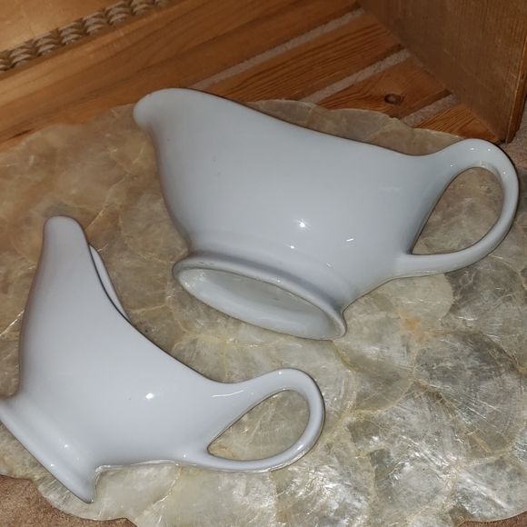 Gravy Boats | Set of 2 boats - Picture 7 of 11